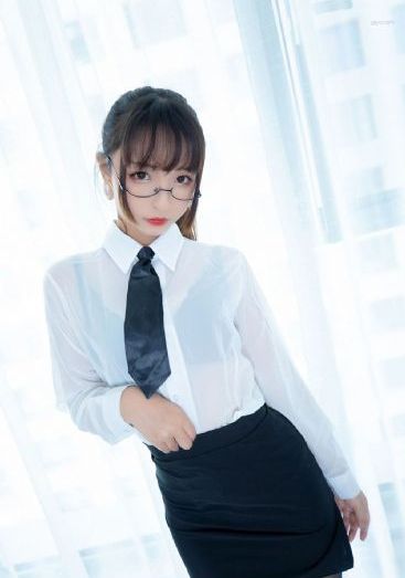 无码中文2020字幕二区_720手机免费观看完整