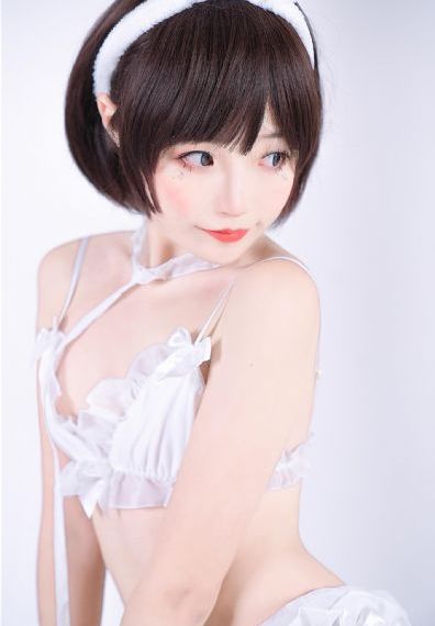 日韩美女的bb_国产剧电影完整版在线观看