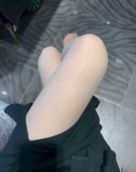 香港成人完整视频在线放_日本成人在线