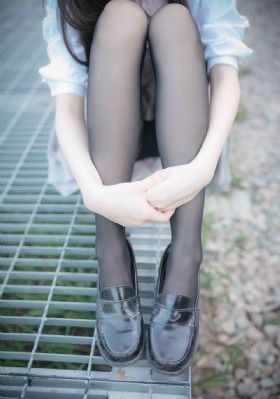 欧美游戏女神图片_超清免费在线播放