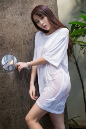 少妇高潮a片特黄高清美女跳舞_HD在线播放