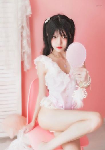 制服丝袜欧美_BD英语免费高清观看