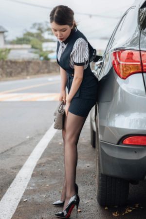 欧美亚麻宽松连衣裙_影院在线观看