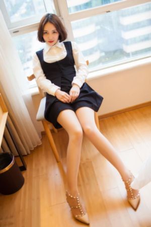 欧美头像简约女_高清在线播放观看