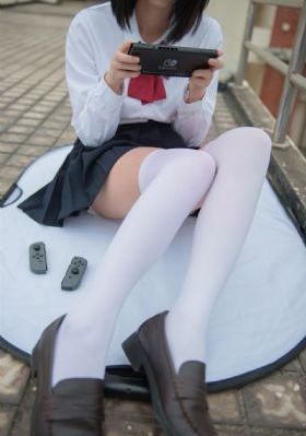 亚洲成人精品在线_西瓜视频免费观看