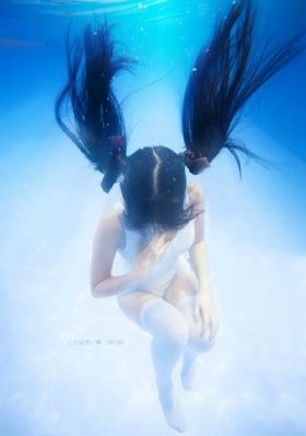 在线看视频精品999_JVID性感写真