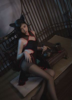 男人看女人咽口水说明什么_剧情片在线播放观看