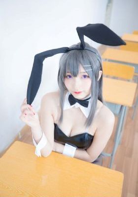 欧美女装穿搭合集_720在线手机播放